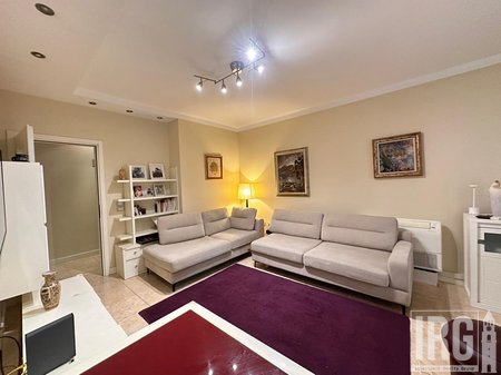 Apartament 2+1+2 per shitje tek Kapiten Mir Zoti, Liqeni i Thate, pa malore!