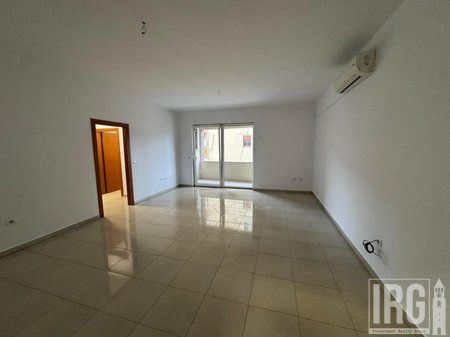 Apartament për Zyra me Qira