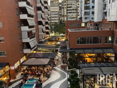SHITET LOUNGE / BAR-CAFFE NE ZONEN E DELIJORGJIT