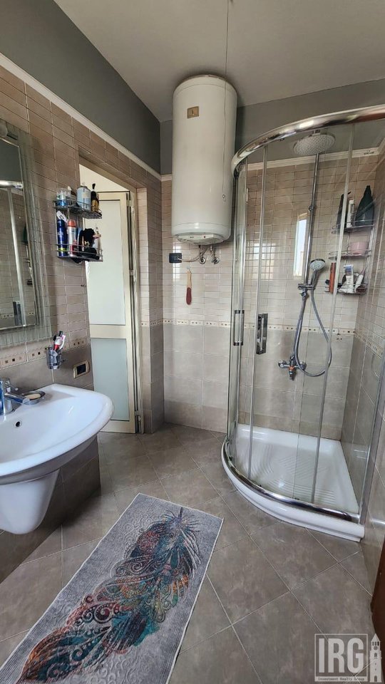 Apartament 2+1 Me Qira në Rrugën e Elbasanit, prane Ambasades Amerikane