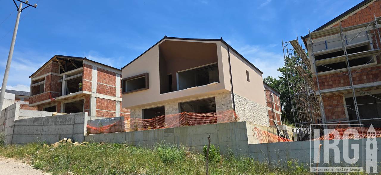 VILE TE LUNDRA VILLAGE &amp; RESIDENCE!