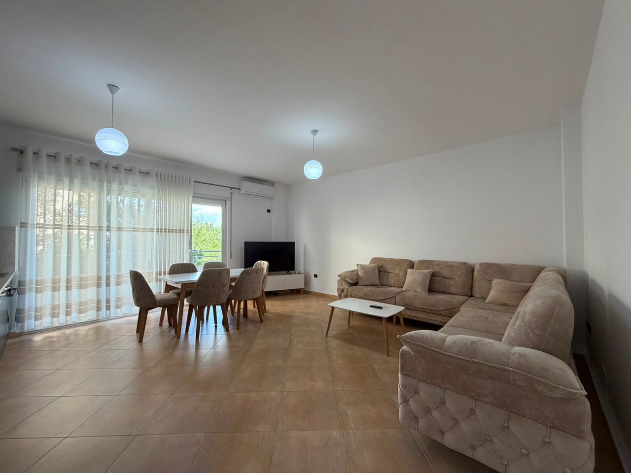 Apartament 2+1+2+ Post Parkimi!
