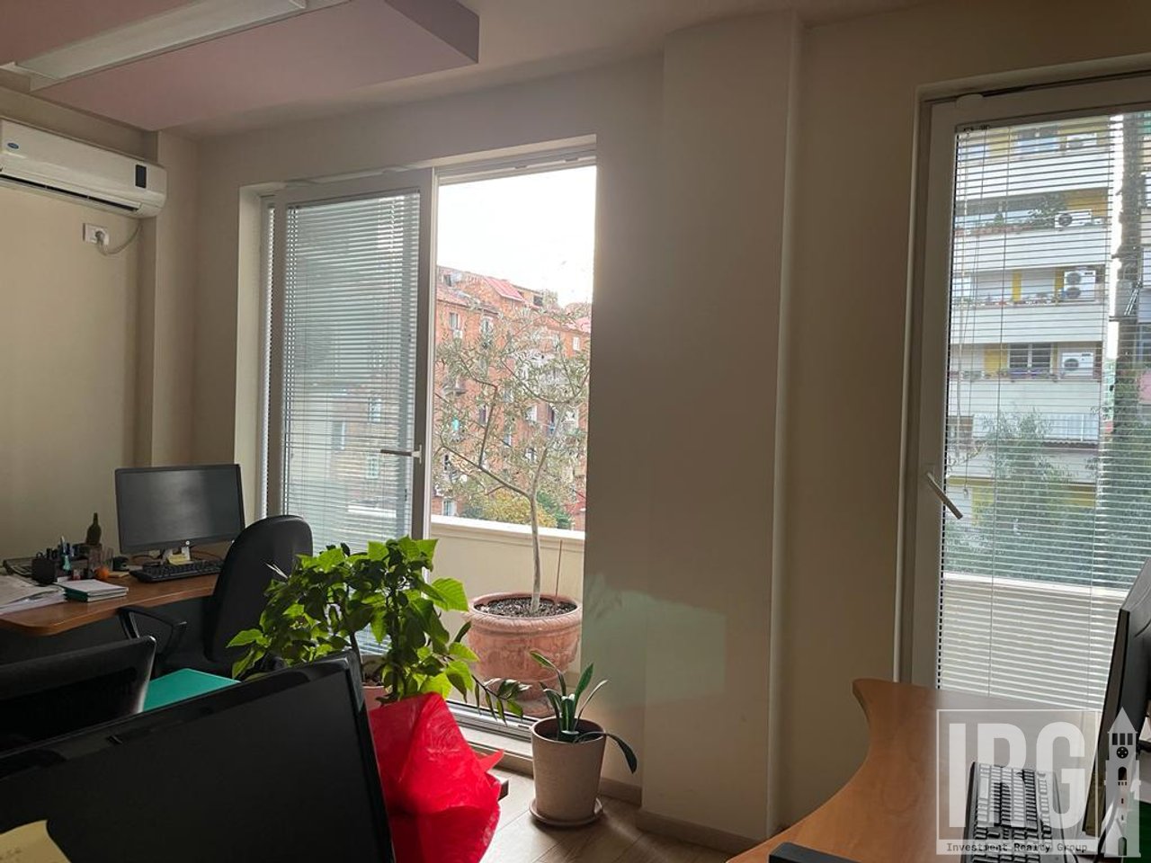 Office for rent at Shallvaret!
