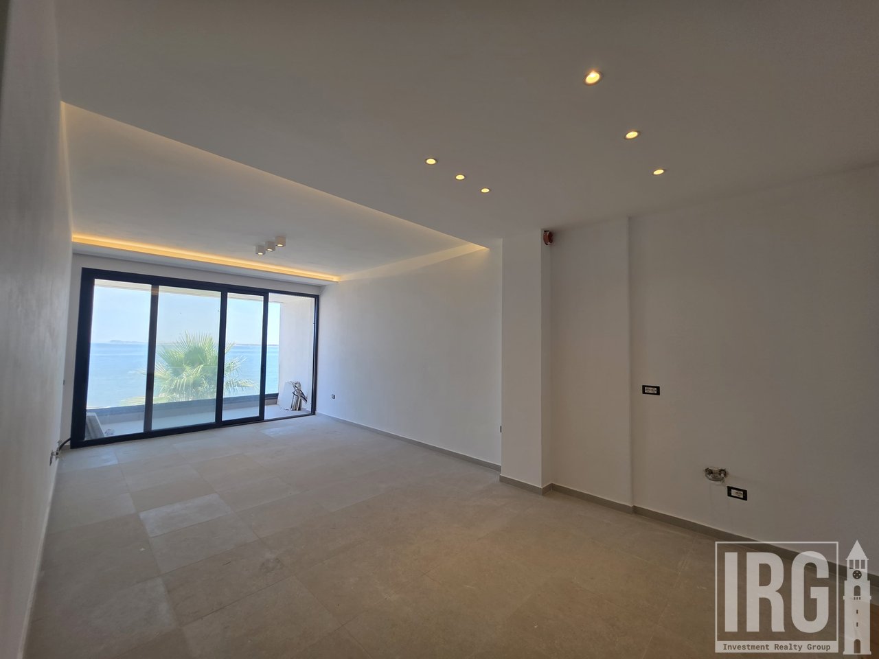 🏡 Shitet Apartament 2+1+2 | Uji i Ftohtë, Vlorë
📍 Mbi Marina Bay