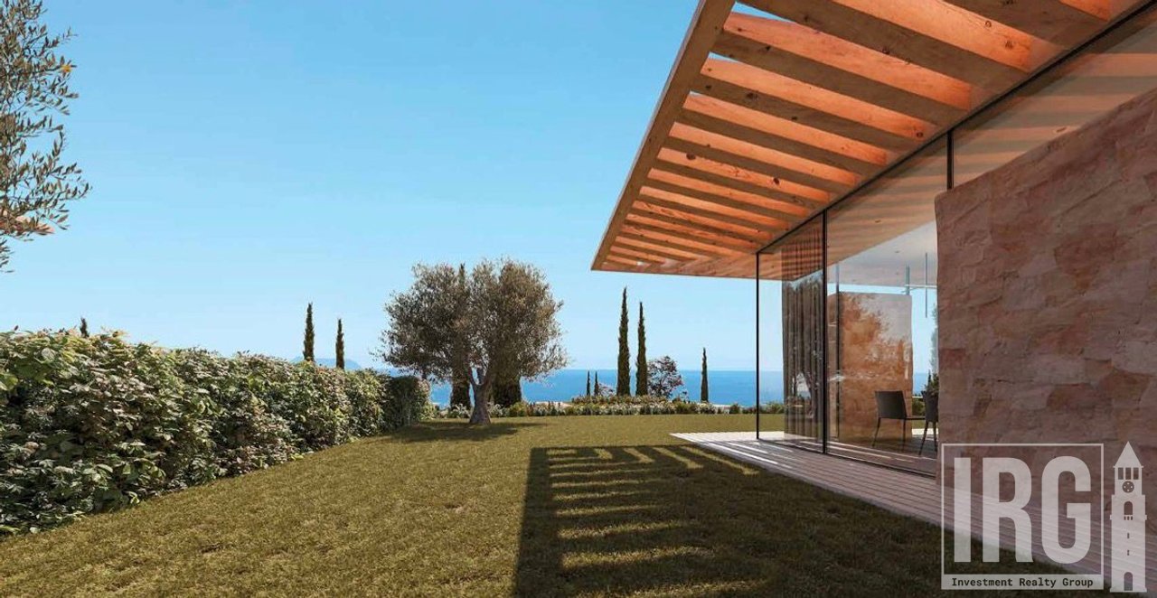 OCCASION! Modern villa for sale at Orion Residence, Dhermi!