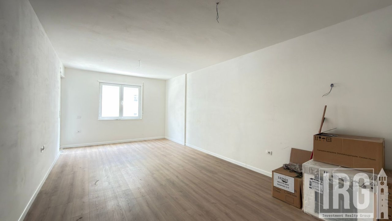 Apartament 2+1+ Parkim per shitje tek Univers City!