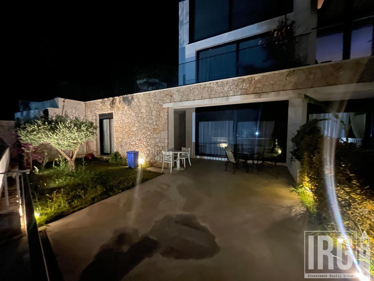 Apartment 2+1 in Dhërmi – 116.4 m² Net, Yard &amp; Parking.