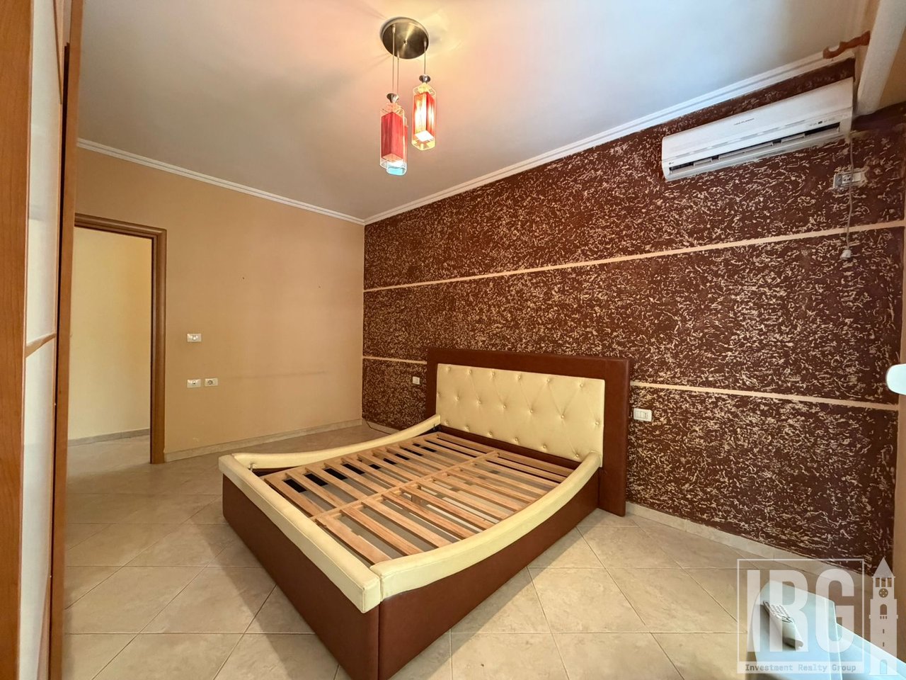 Office space in the Halili Complex!