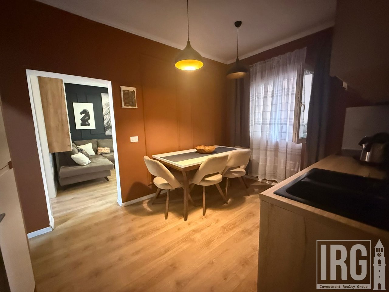 Jepet me qira apartament 2+1+2 me post parkimi prane Tregut te Ri Elektrik!