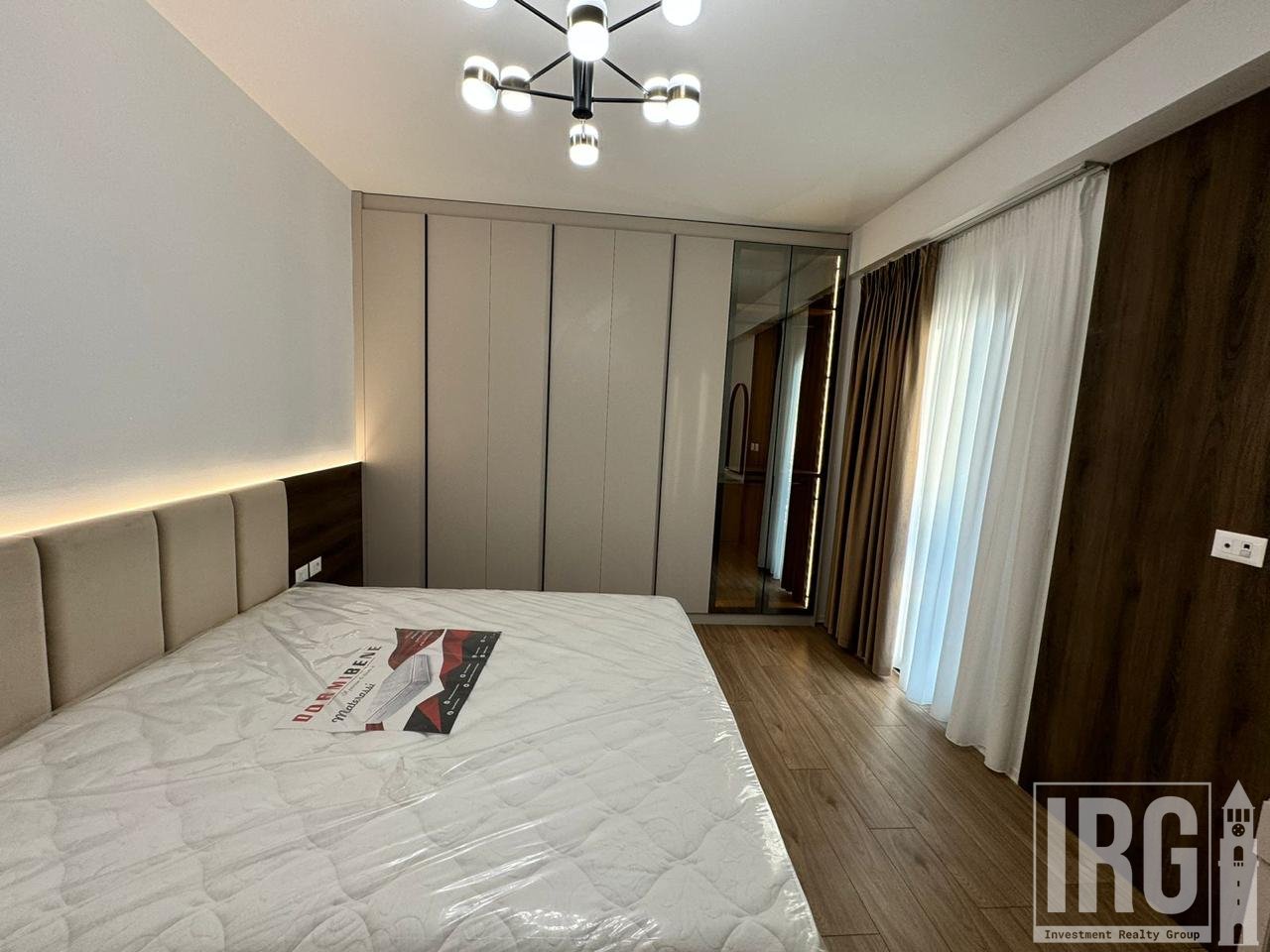 APARTAMENT 2+1+2 ME QERA TE TIRANA GARDEN BUILDING