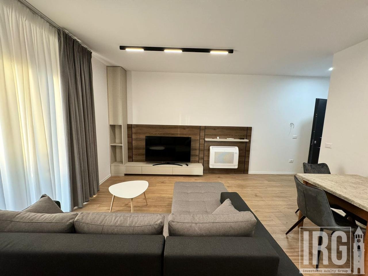 APARTAMENT 2+1+2 ME QERA TE TIRANA GARDEN BUILDING