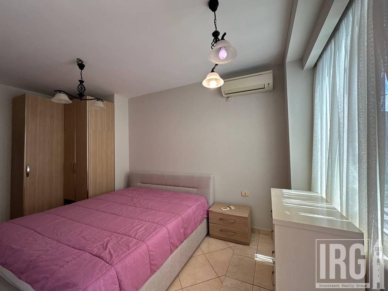 Apartament 2+1+2 tek Kopshti Botanik Zoologjik!
