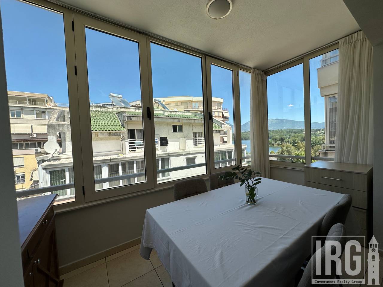 Apartament 2+1+2 tek Kopshti Botanik Zoologjik!

