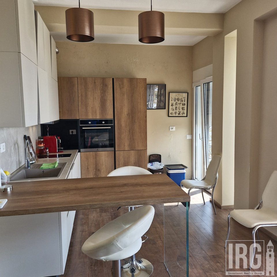 APPARTAMENTO 1+1 con VERANDA IN VENDITA, SARANDE