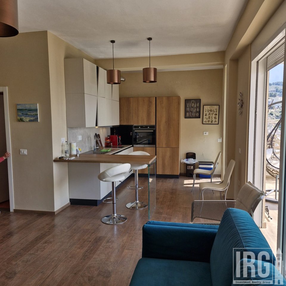APPARTAMENTO 1+1 con VERANDA IN VENDITA, SARANDE