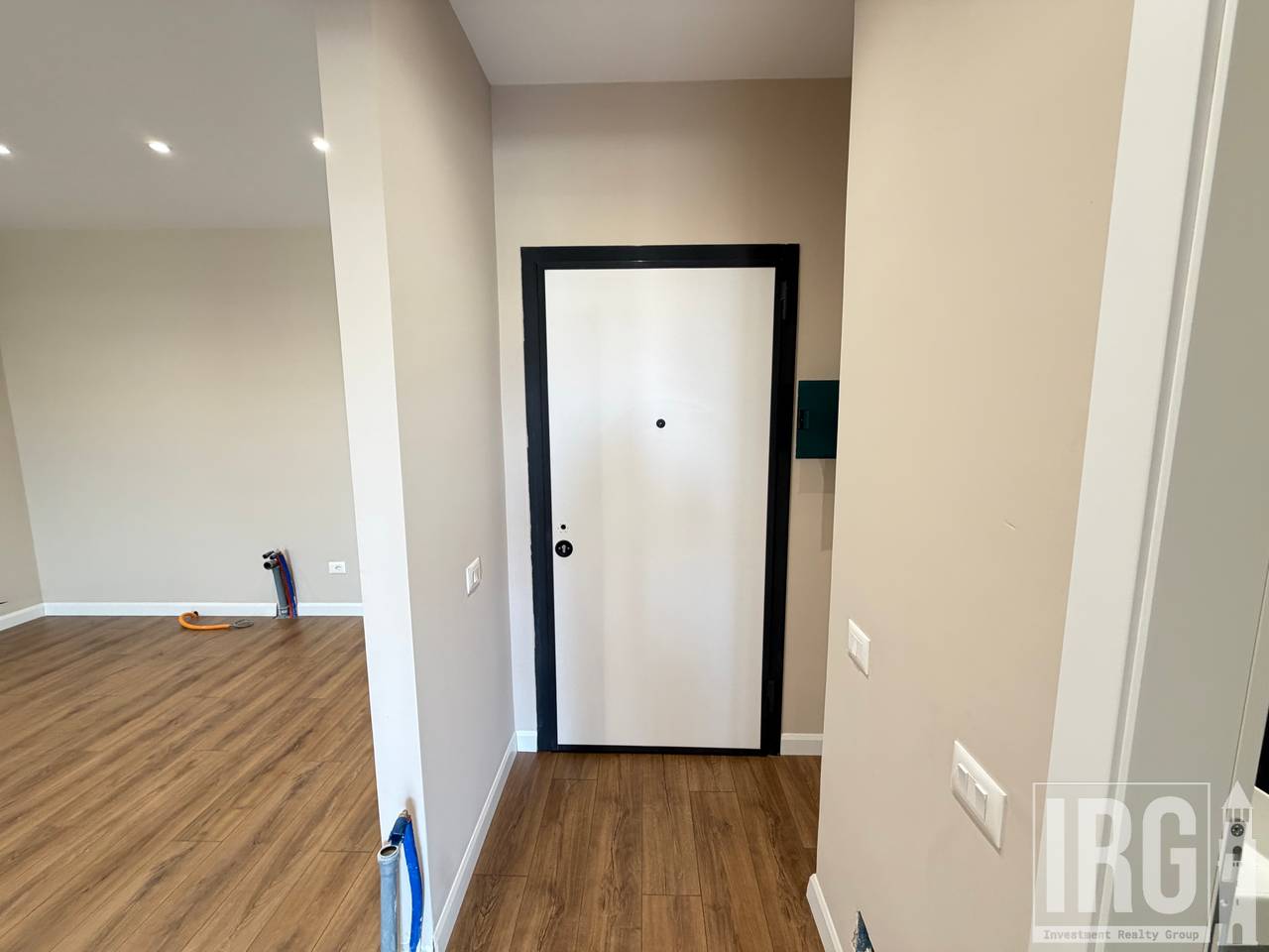 SHITET APARTAMENT 1+1 tek REZIDENCA "PORTA E RE" në SAUK