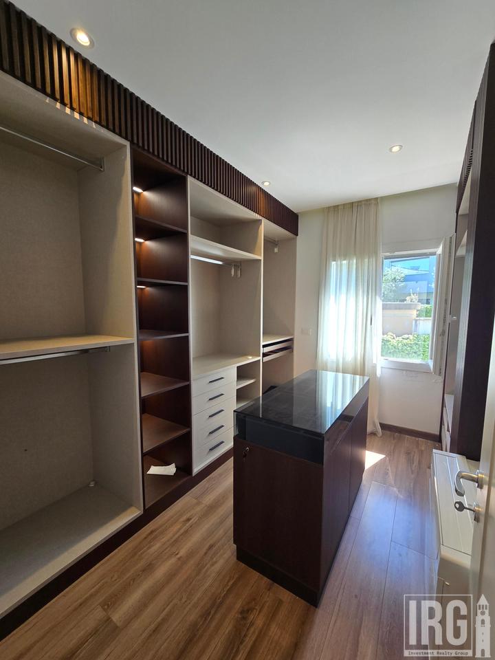 Vilë Luksoze për Shitje në Long Hill Residence – Investim PREMIUM &amp; GATI për Banim