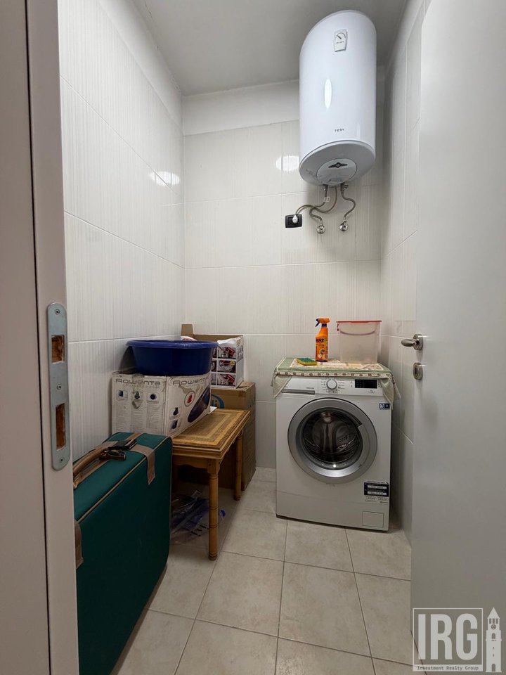 Appartamento 3+1 in Affitto in Via Kavajës, Tirana