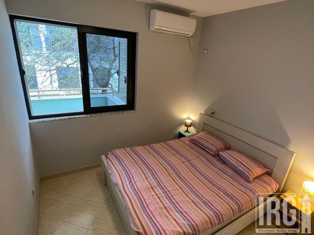 SHITET APARTAMENT 2+1 NE GOLEM, NGJITUR ME LIBURNEN