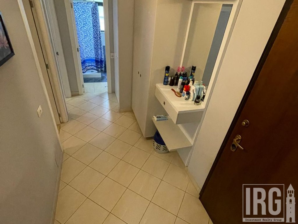 SHITET APARTAMENT 2+1 NE GOLEM, NGJITUR ME LIBURNEN