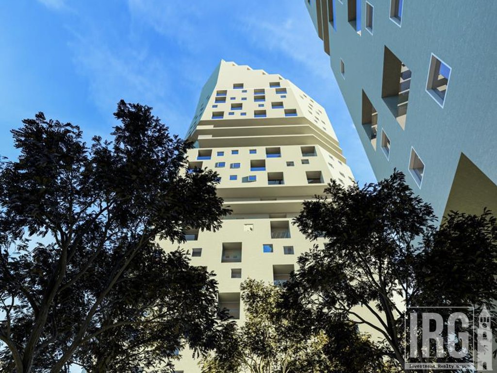 APARTAMENTE TE SHQIPONJA SQUARE BUILDING!