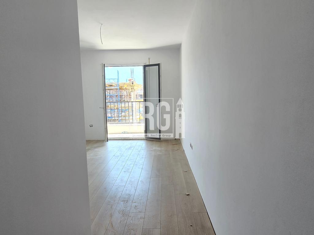 APARTAMENT 1+1 NE PASKUQAN!