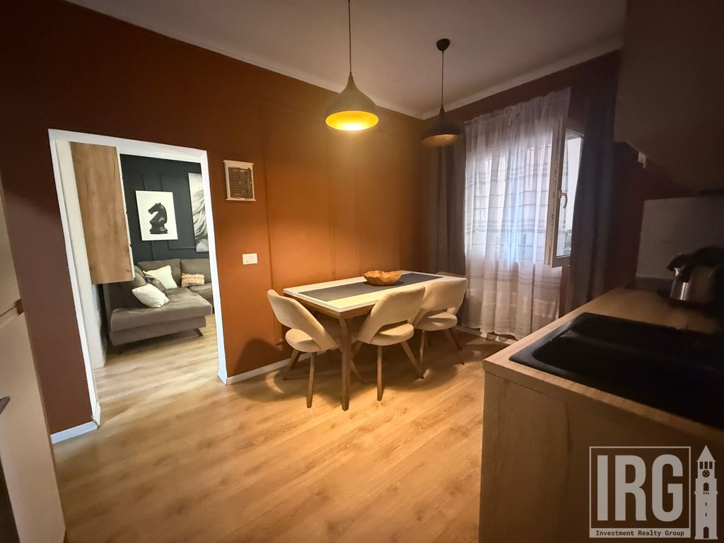 Jepet me qira apartament 2+1+2 me post parkimi prane Tregut te Ri Elektrik!
