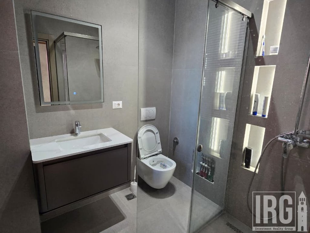 SHITET APARTAMENT 3+1 I KONVERTUAR NË 2+1 + POST PARKIMI – GARDEN BUILDING, KATI 13