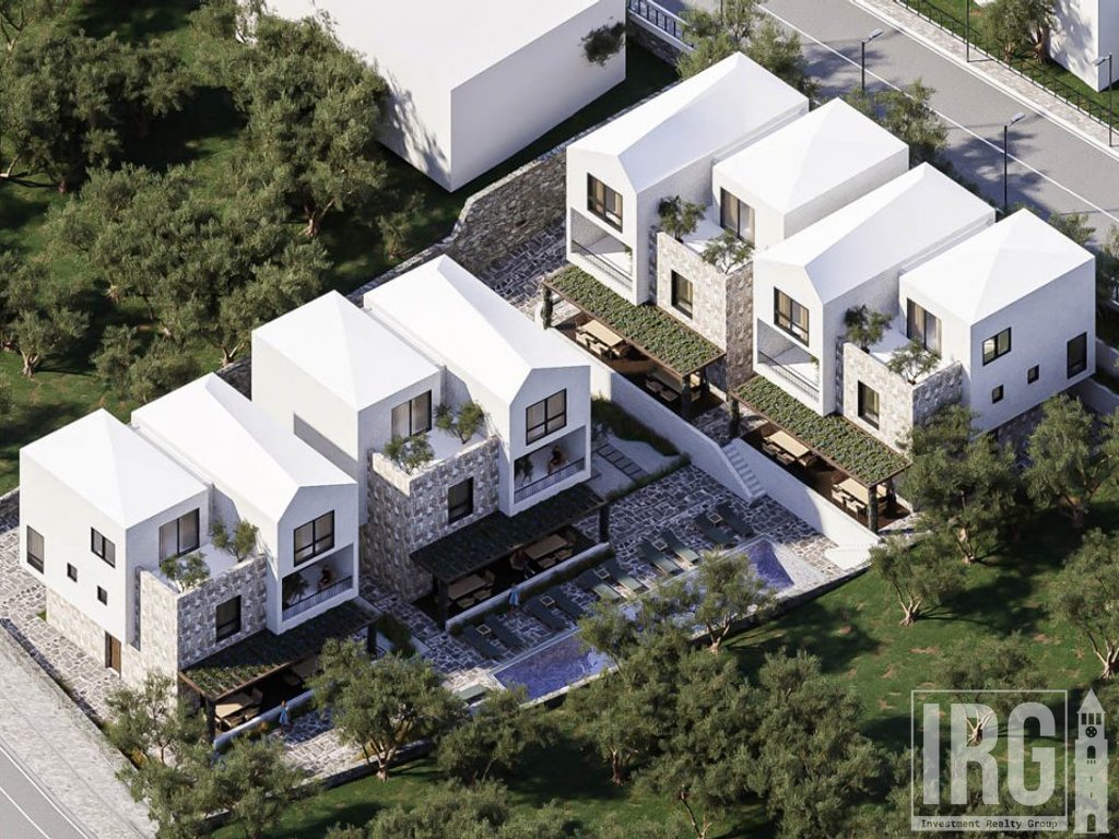 Seaside villa for sale in Qeparo!