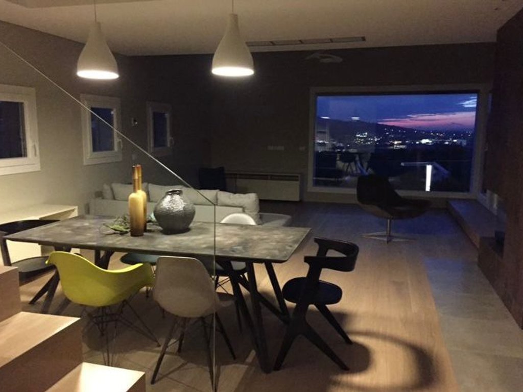 Modern villas for rent at "Long Hill Residence!"