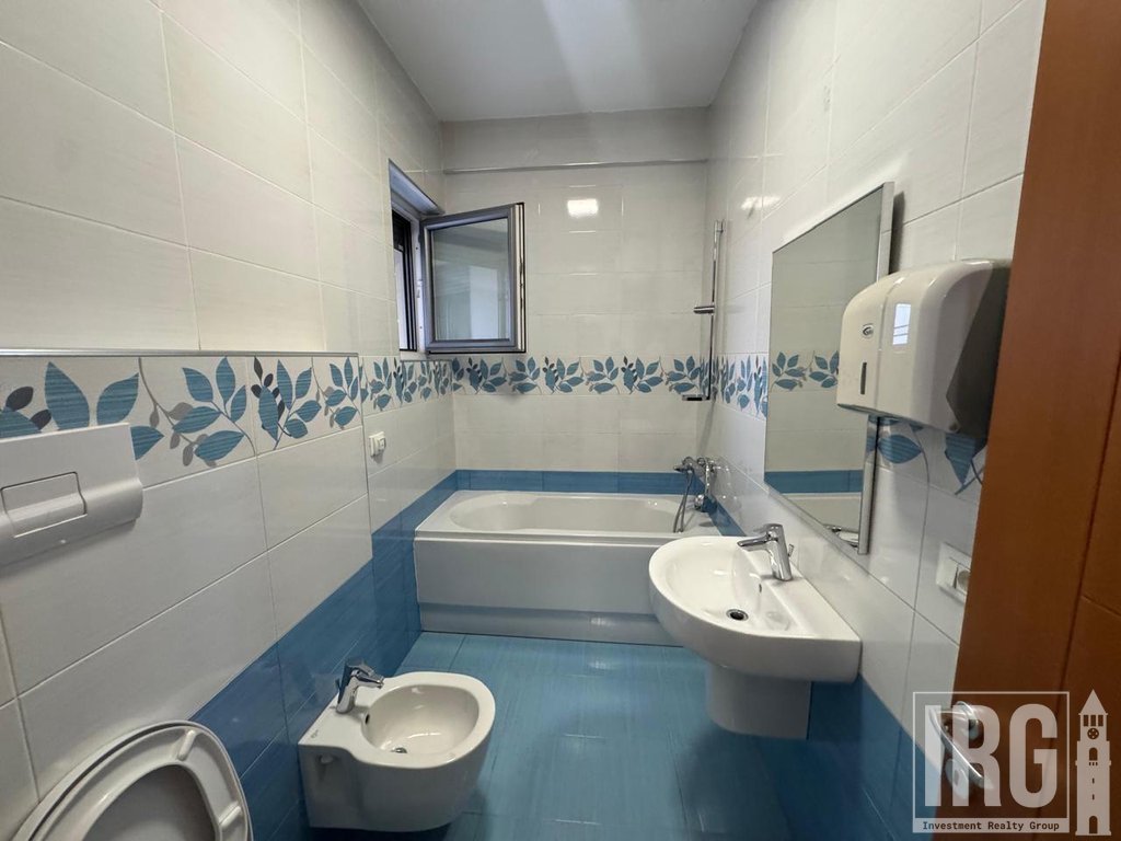 Apartament për Zyra me Qira