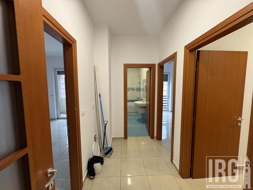 Apartament për Zyra me Qira