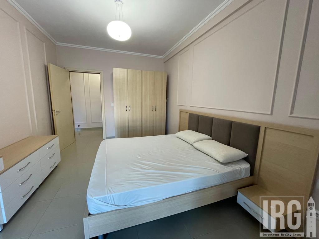 BULEVARDI I RI: Apartament 1+1 per shitje