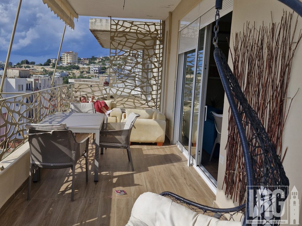 APARTAMENT 1+1 me VERANDE PER SHITJE, SARANDE