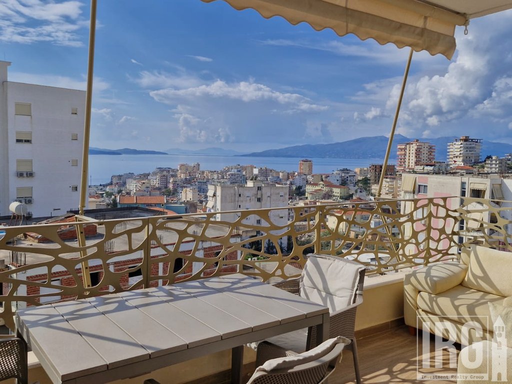 APARTAMENT 1+1 me VERANDE PER SHITJE, SARANDE