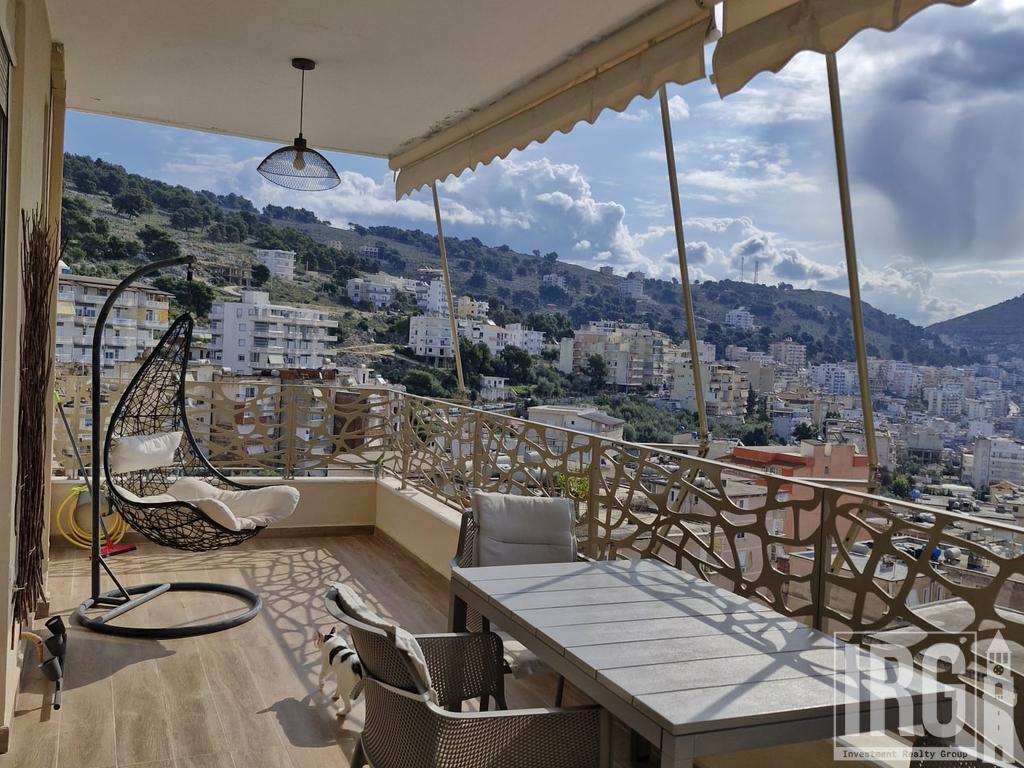 APARTAMENT 1+1 me VERANDE PER SHITJE, SARANDE
