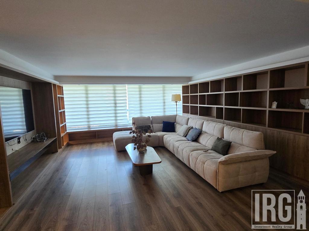 Vilë Luksoze për Shitje në Long Hill Residence – Investim PREMIUM & GATI për Banim
