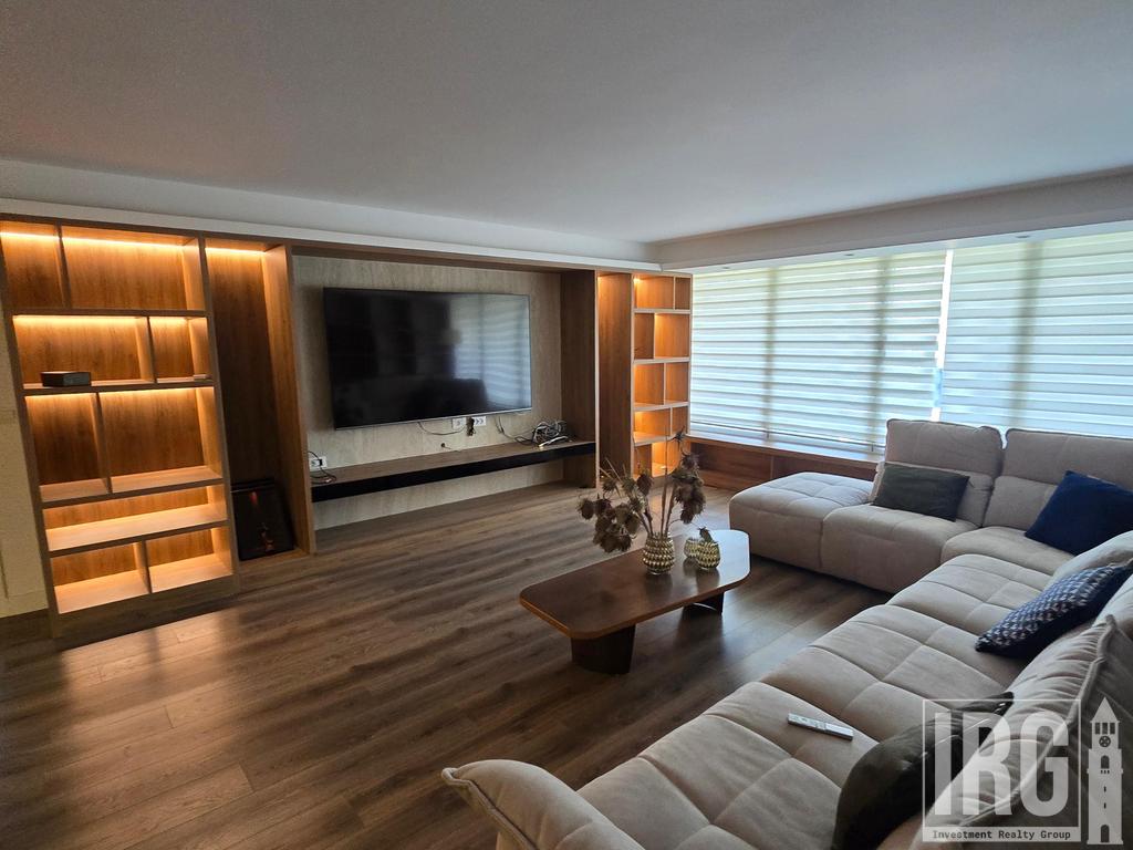 Vilë Luksoze për Shitje në Long Hill Residence – Investim PREMIUM & GATI për Banim