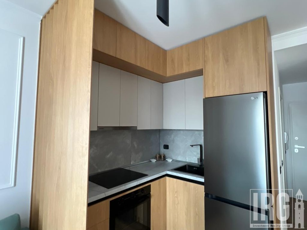Jepet me qira apartament 1+1 pranë Qendrës, Rruga e Kavajës