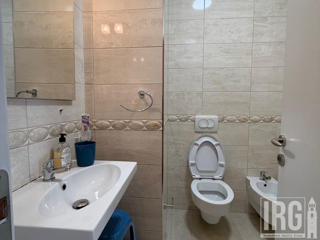3+1 Apartment for Rent on Kavaja Street, Tirana