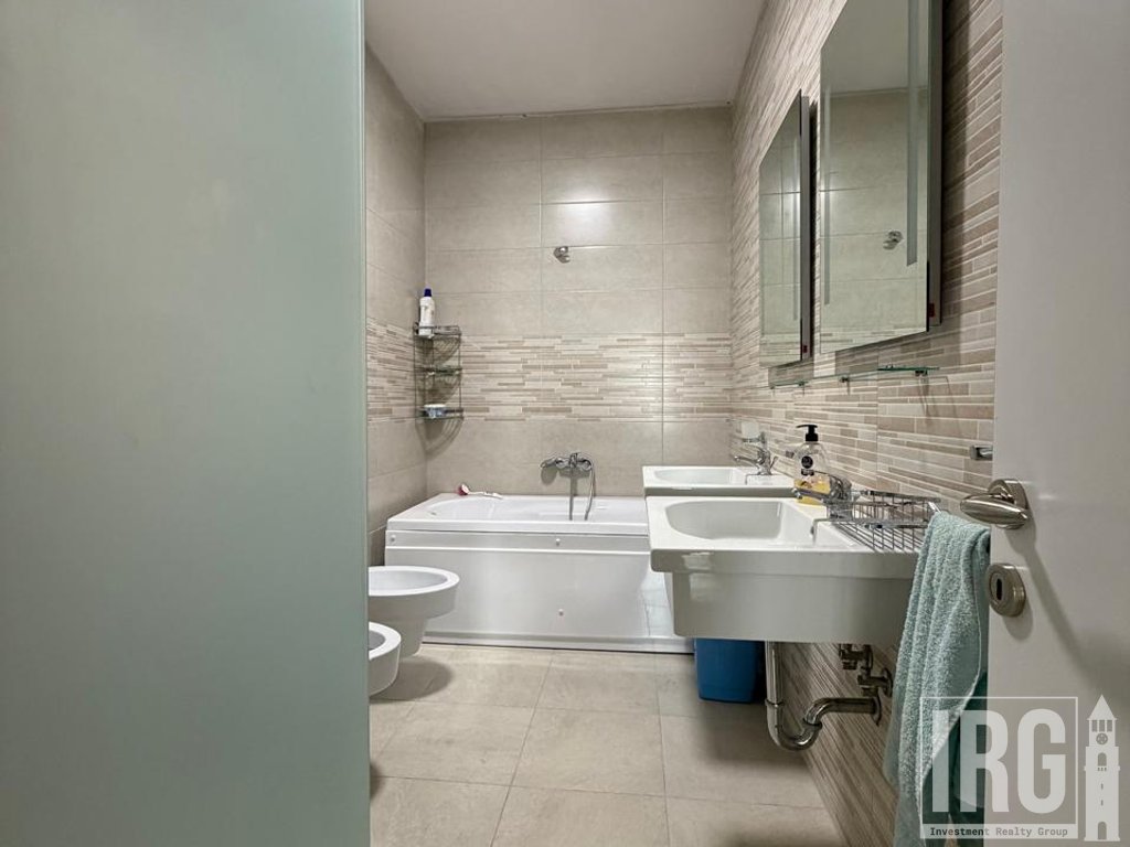 3+1 Apartment for Rent on Kavaja Street, Tirana