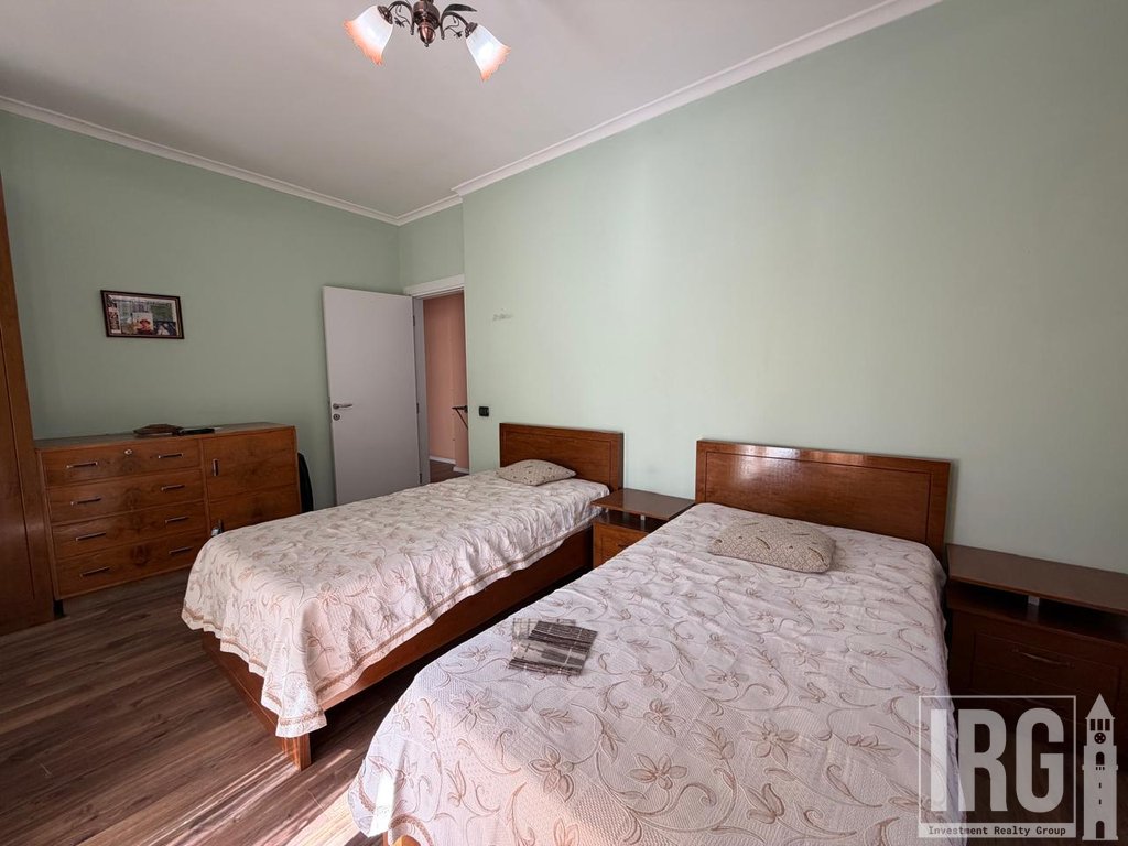 3+1 Apartment for Rent on Kavaja Street, Tirana