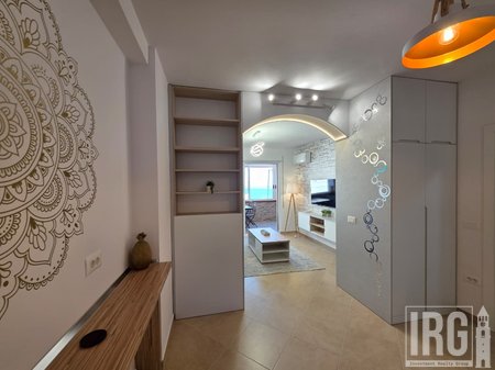 Shitet Apartament Premium 1+1 Vlore Uji Ftohte!