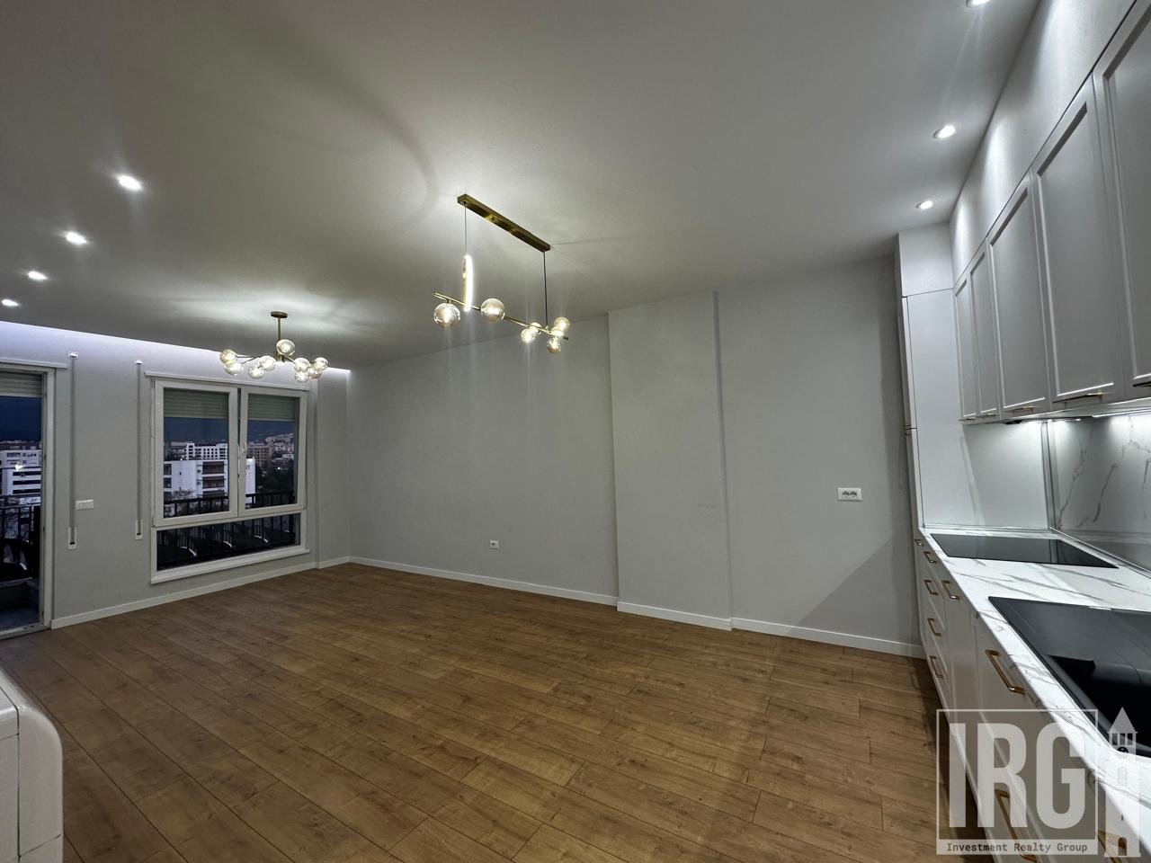 Japim me qera apartament 3+1+Post Parkim ne Porcalan!