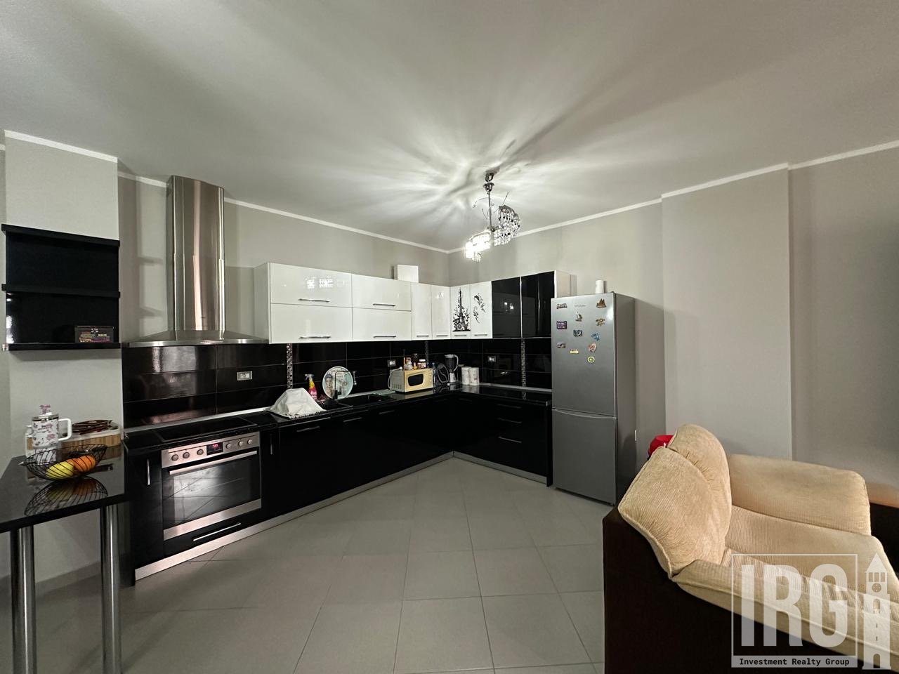 Apartament 2+1 per Qira prane Marinaj Hotel, Unaza e Re!