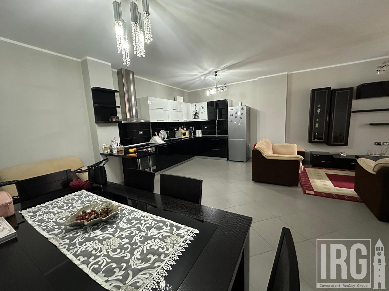 Apartament 2+1 per Qira prane Marinaj Hotel, Unaza e Re!