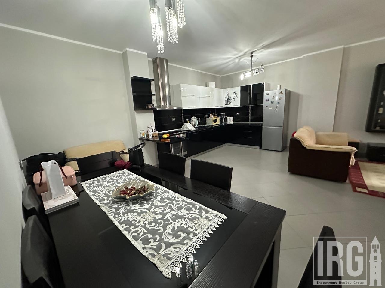 Apartament 2+1 per Qira prane Marinaj Hotel, Unaza e Re!