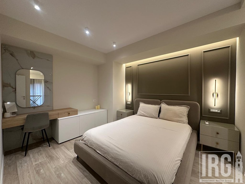 Modern 2+1 Apartment for Rent on Kavaja Street, Near the Catholic Church!