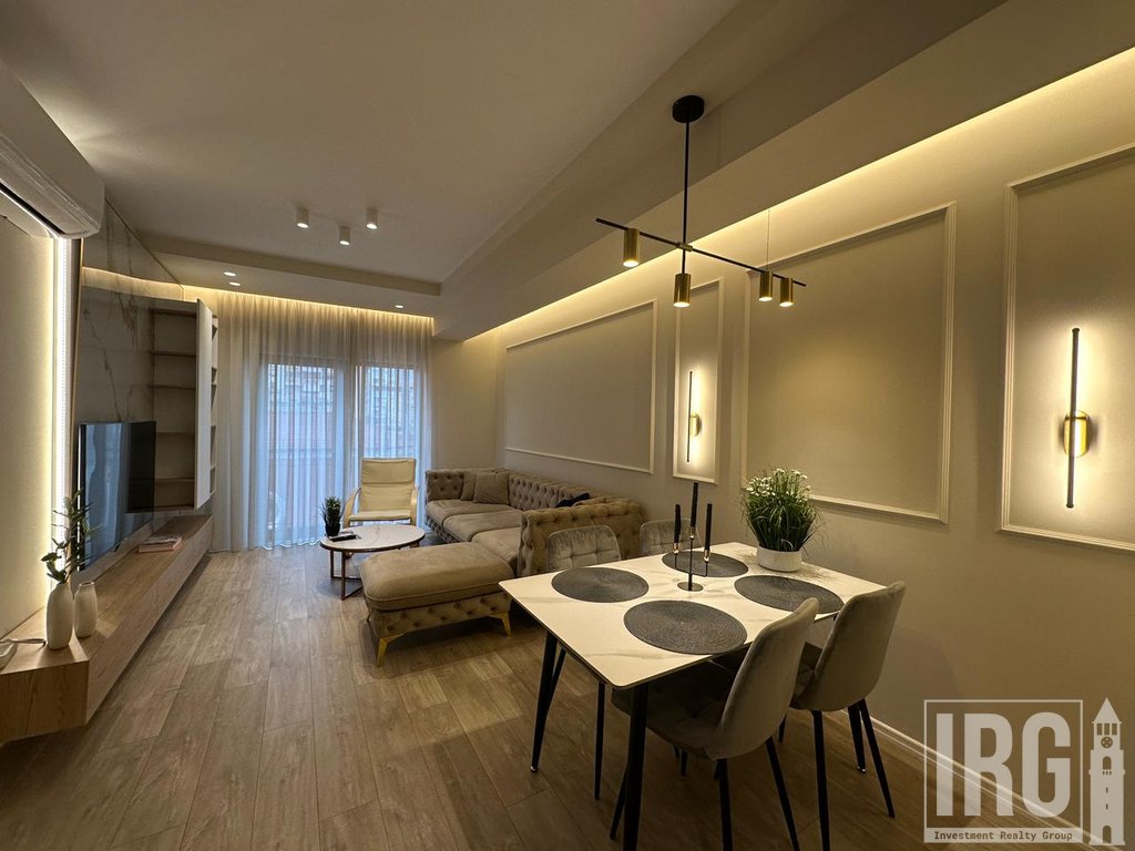 Modern 2+1 Apartment for Rent on Kavaja Street, Near the Catholic Church!