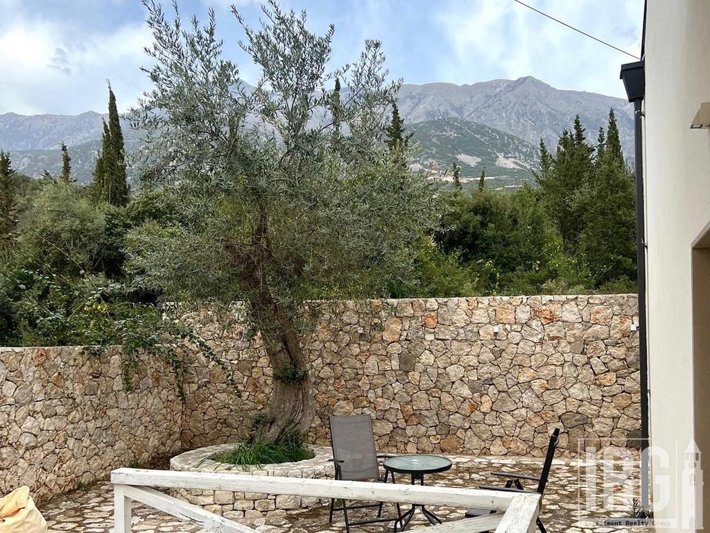 SHITET VILE NE DHERMI, RESIDENCA WHITE ROCK